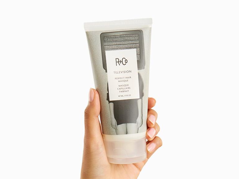 Resized Media/0226 ULTIMATE AO InHand R CO TELEVISIONPerfectHairMasque 2936