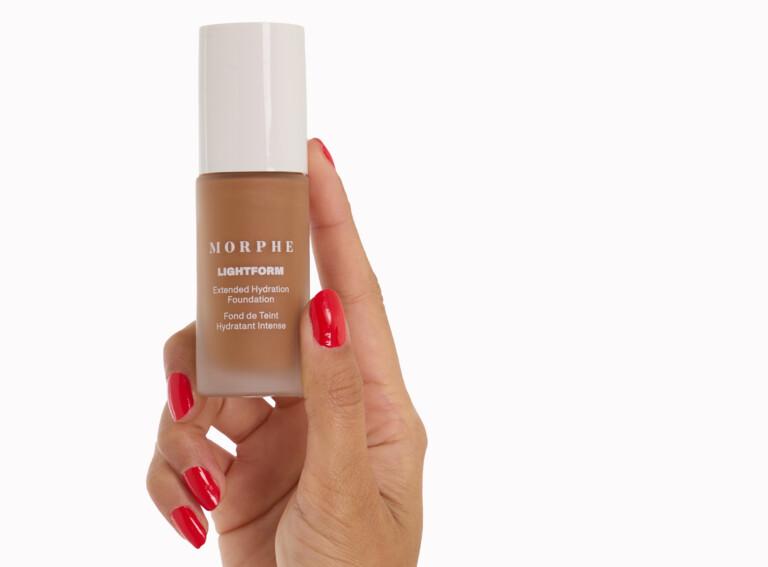 Resized Media/0325 BOXY Picks InHand MORPHE HYDRATION FOUNDATION Rich 27N 0864