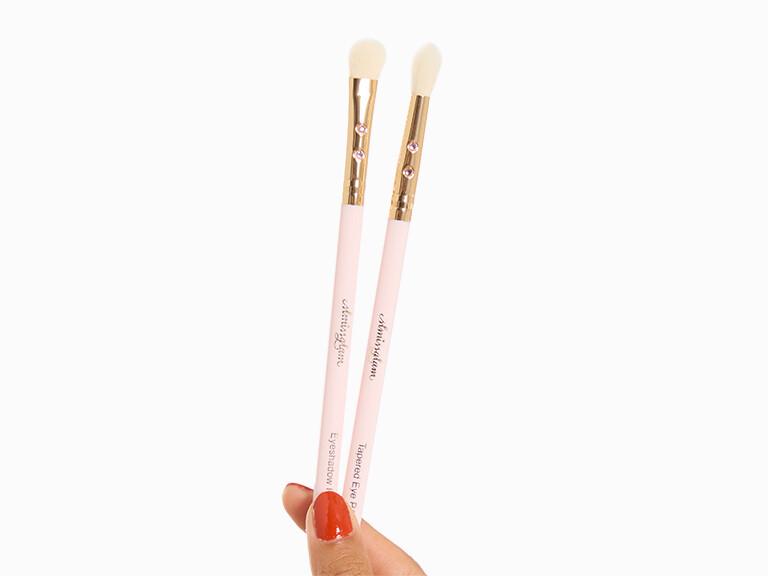Resized Media/0825 GB Choice InHand SLMISSGLAMEyeBrushDuo 371