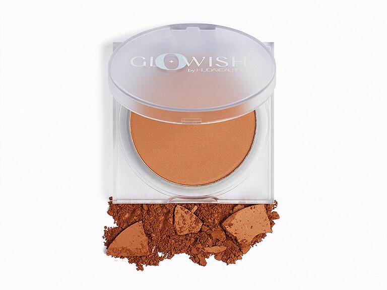 Resized Media/HudaBeautyGlowishluminouspressedpowder09extratanswatch