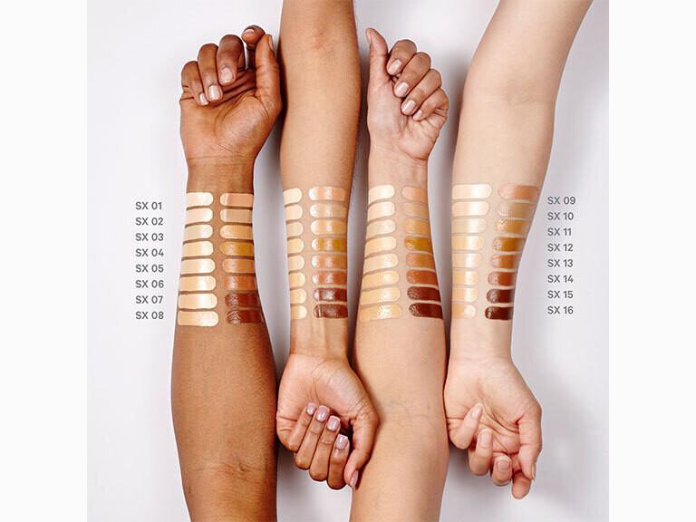 Resized Media/KEVYCMP1068285 Kevyn Aucoin Beauty Sensual Skin Enhancer 13 Full 3