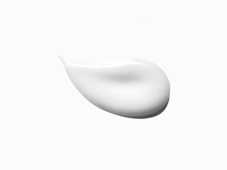 Resized Media/MKUPCLS1066368 Make Up Forever Gentle Eye Lifestyle 1 1