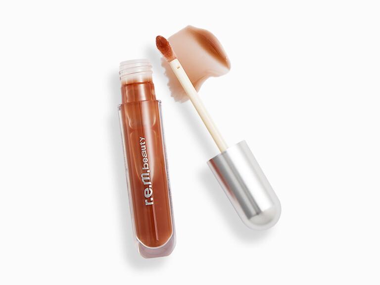 Resized Media/R E M BEAUTYessentialdripglossybalm Hocuscocoa PDP 3968 WSwatch