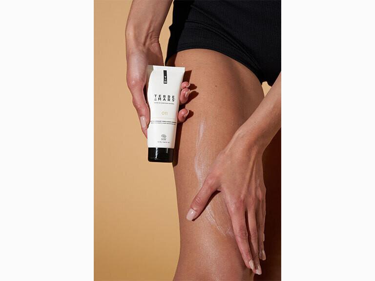 Resized Media/TRREBOD1069631 TERREDEMARS TRREMST1050851 011 IMMINENCE BODY HAND MILK Lifestyle